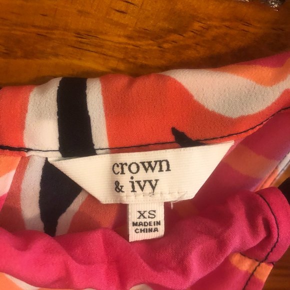 Crown and Ivy Flamingo Halter Dress - Picture 2 of 4